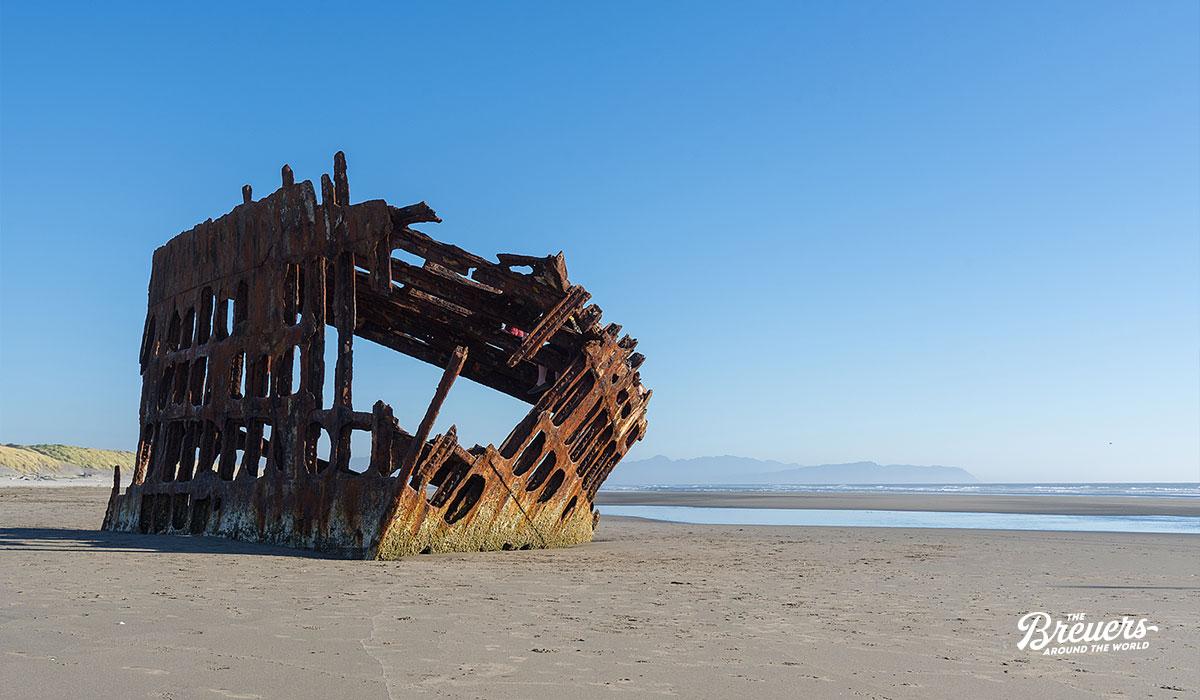 Eines der letzten Schiffswracks am Fort Stevens State Park in Oregon